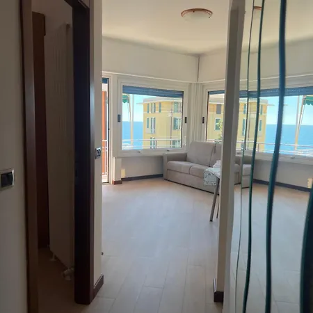 Welcome Riviera Primavera 1a Vista Mare- Spazioso E Comodo Appartamento-2 Bagni-wifi-aria Condizionata In Ogni Stanza-garage A Pagamento 15 Euro Al Giorno