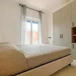 Welcome Riviera-primavera 1a- Vista Mare- Spazioso E Comodo Appartamento-2 Bagni-wifi-aria Condizionata In Ogni Stanza-garage A Pagamento 15 Euro Al Giorno Apartment
