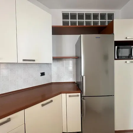 Apartment Welcome Riviera Primavera 1a Vista Mare- Spazioso E Comodo Appartamento-wifi-aria Condizionata Garage A Pagamento 15 Euro Al Giorno