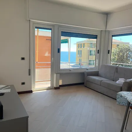 Welcome Riviera-primavera 1a- Vista Mare- Spazioso E Comodo Appartamento-2 Bagni-wifi-aria Condizionata In Ogni Stanza-garage A Pagamento 15 Euro Al Giorno Appartement Rapallo