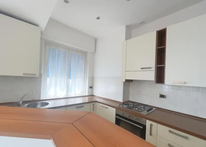 Welcome Riviera-primavera 1a- Vista Mare- Spazioso E Comodo Appartamento-2 Bagni-wifi-aria Condizionata In Ogni Stanza-garage A Pagamento 15 Euro Al Giorno *